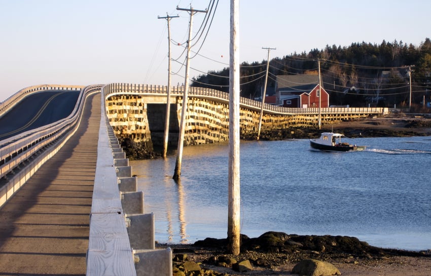 Cribstone_Bridge_Maine.jpg