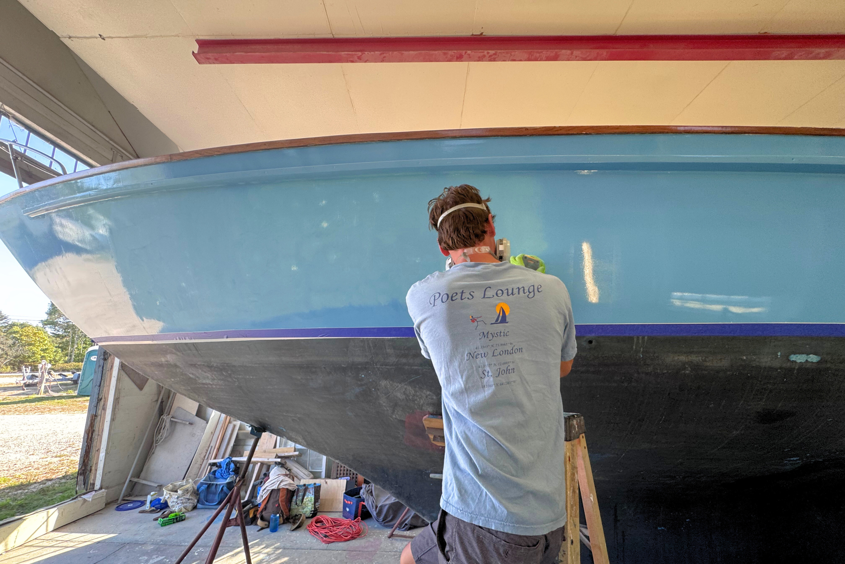 Best way to repair your boat's paint 