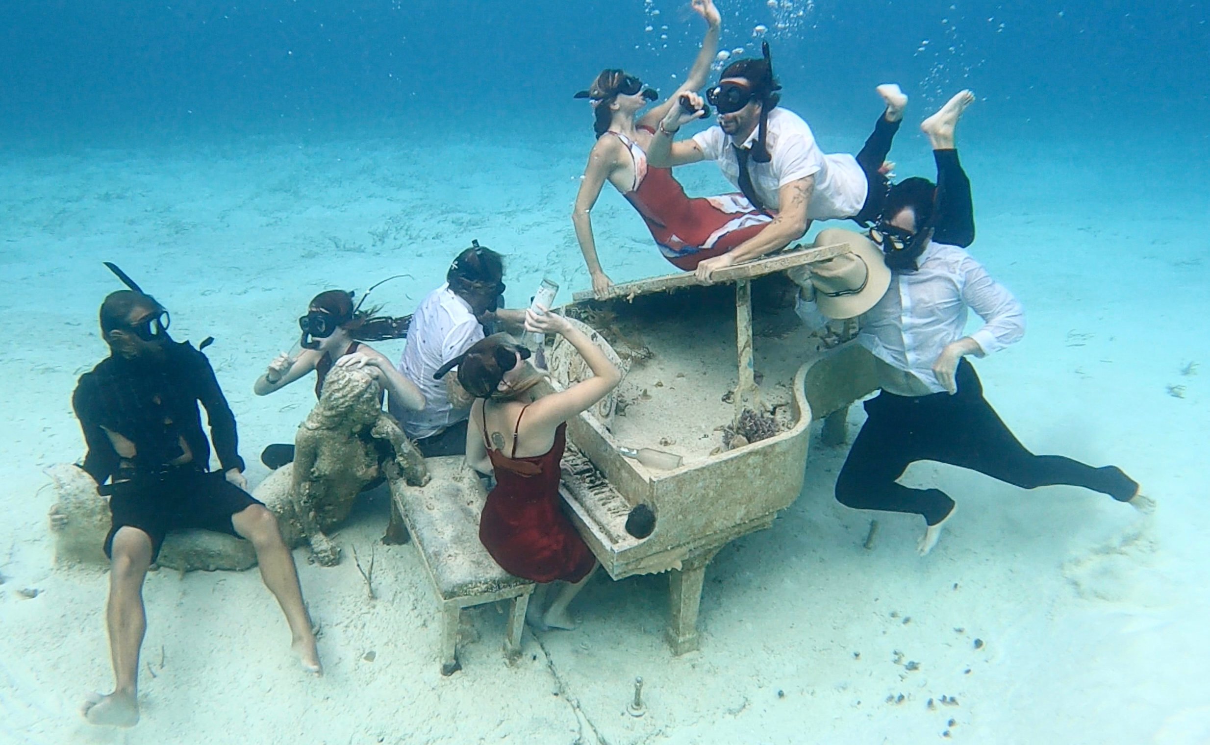 Cruising with friends... does it get any better than that?