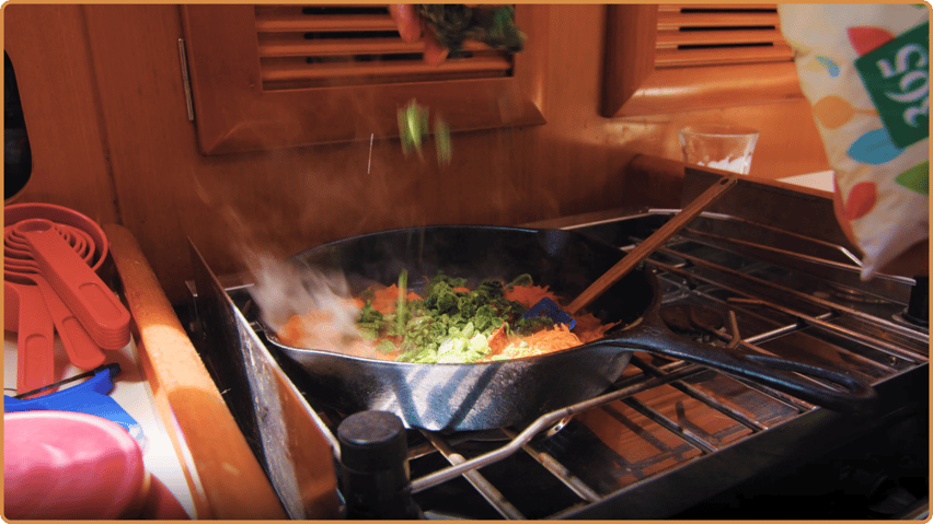 Galley tips. How to cook on a boat. 