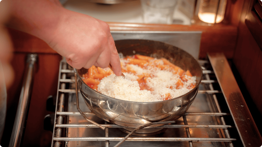 Tips for cooking aboard a boat