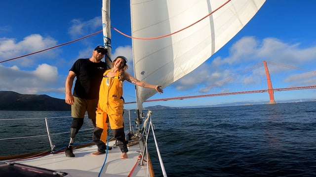 Kayleen and Tyler sailing into San Fransisco