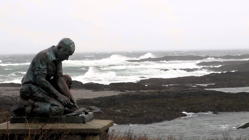 lobsterman_statue_maine.jpg