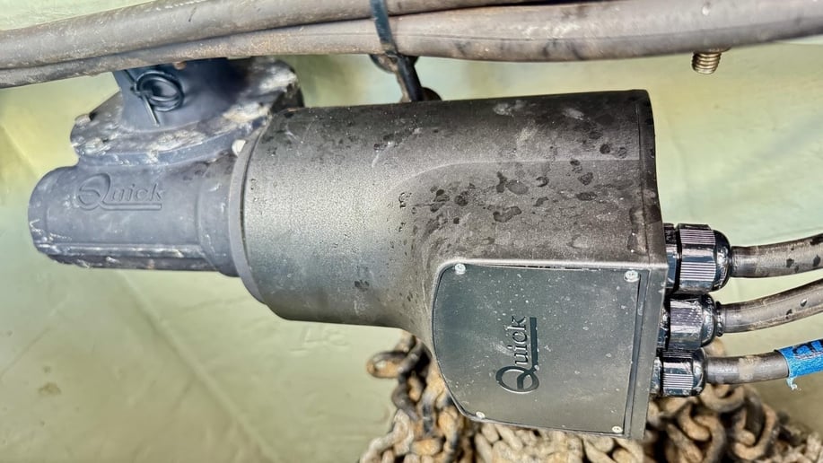 Cruisers helping cruisers. Gear trades at sea. 