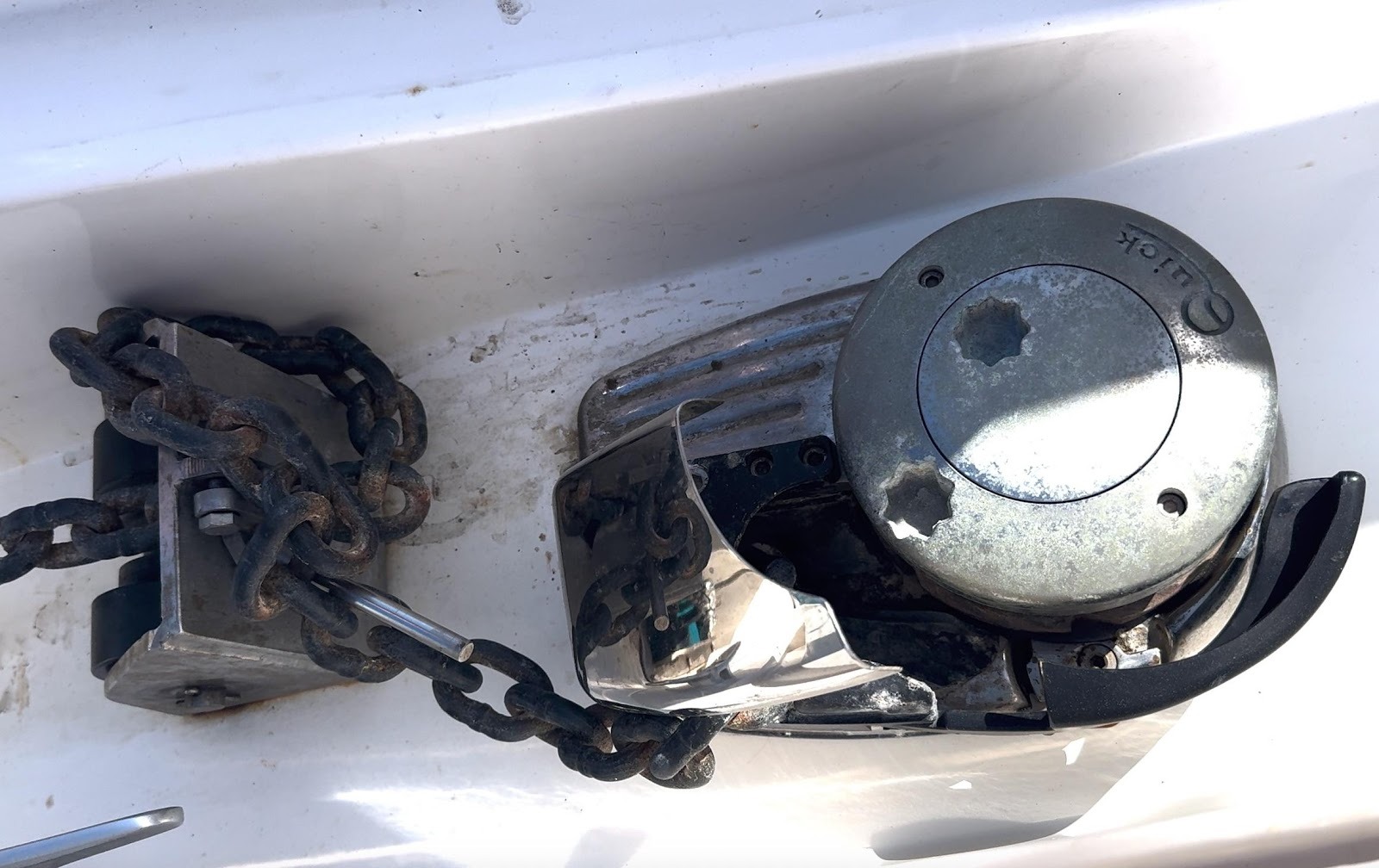 Replacing Anchor Windlass Motors 